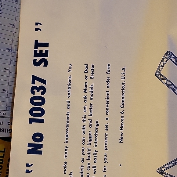 Vintage Erector Set with Original Metal Box - Picture 5 of 12